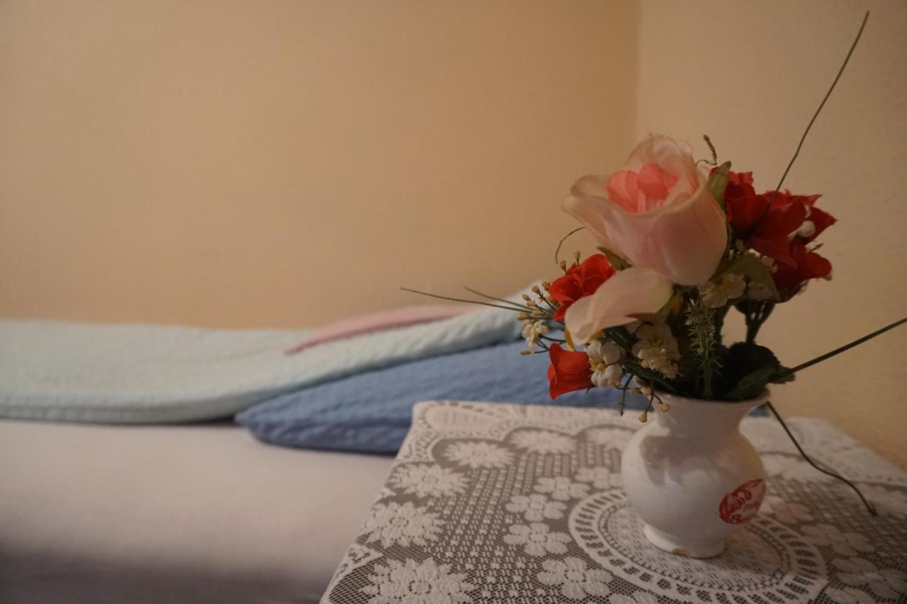 Piri Vendeghaz Hotel Hajduboszormeny Ngoại thất bức ảnh